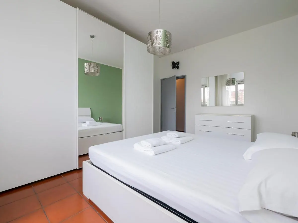 I Host Apartment - Appennini 53 Milan